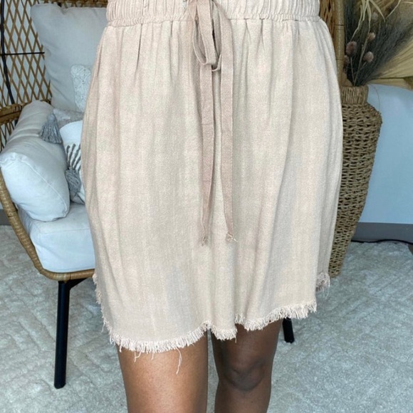 Umgee Skirt • Smoke Free Home🚭 •NYT •Size: Large - Picture 1 of 2